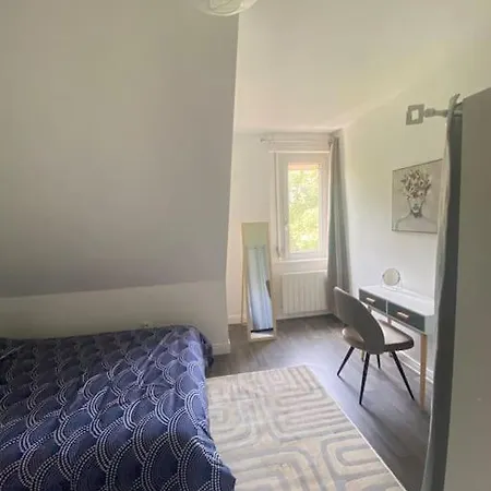 Cosy à *